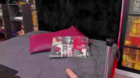 Alison online show from 09/20/25, 01:28