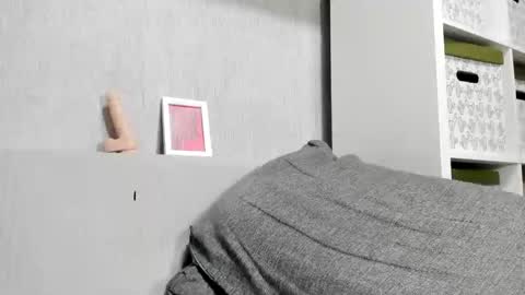 Snapshot of _alter_ego_ chatting on 02/04/25, 11:27 Alex online show from 02/04/25, 11:27