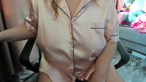 lisa online show from 04/05/26, 08:44