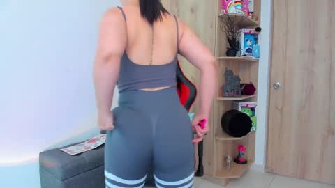 AMANDA online show from 10/05/25, 05:11