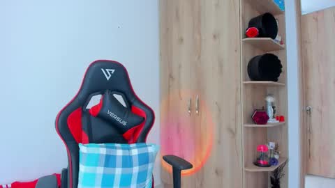 AMANDA online show from 02/22/26, 05:22