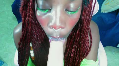 Snapshot of _amy_rojas_ chatting on 04/24/26, 04:15 ask me online show from 04/24/26, 04:15