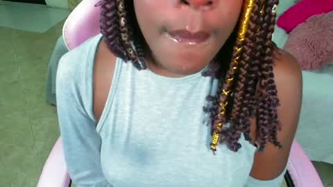 Snapshot of _amy_rojas_ chatting on 05/28/26, 06:10 ask me online show from 05/28/26, 06:10