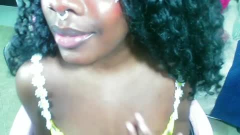 Snapshot of _amy_rojas_ chatting on 06/19/26, 05:12 ask me online show from 06/19/26, 05:12