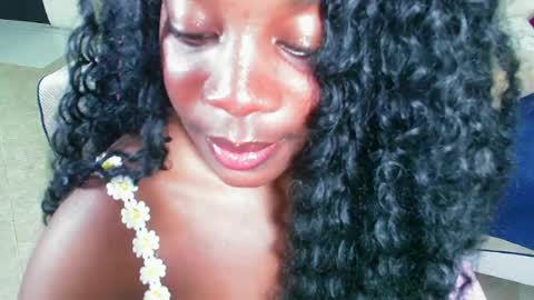 Snapshot of _amy_rojas_ chatting on 06/25/26, 05:28 ask me online show from 06/25/26, 05:28