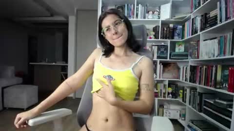 _amywhite online show from 06/20/26, 02:36