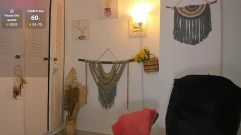 Ana Ruiz online show from 05/13/26, 01:03