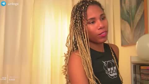 Angie -  online show from 11/04/25, 11:48