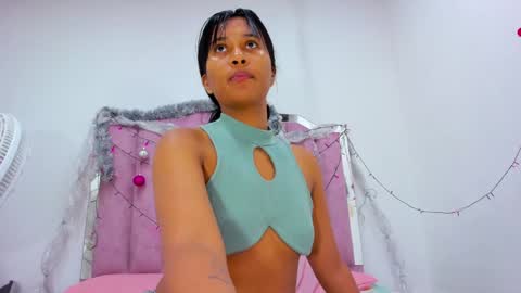 Snapshot of _aniisha_ chatting on 12/30/24, 07:11 Any online show from 12/30/24, 07:11