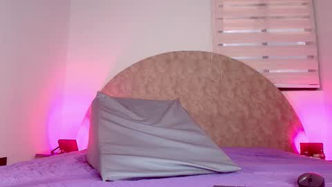 Any online show from 11/24/25, 07:35