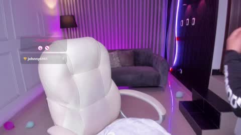 Snapshot of _anna_parker_ chatting on 01/23/25, 07:51 Ana online show from 01/23/25, 07:51