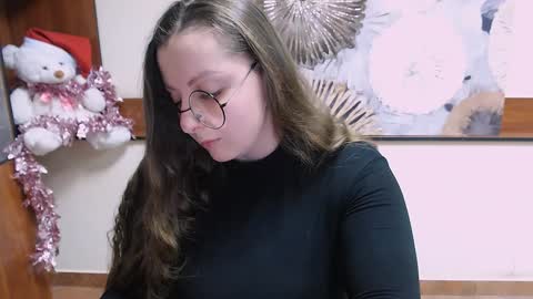 Anna online show from 12/12/24, 04:21