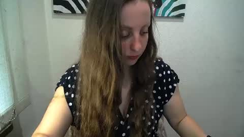 Anna online show from 06/26/26, 06:40
