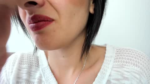 antonia online show from 12/12/24, 05:37