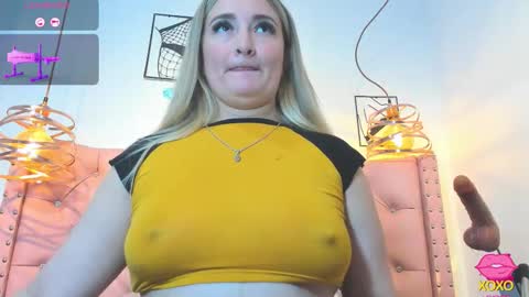 _antonella_11 online show from 01/13/26, 09:53