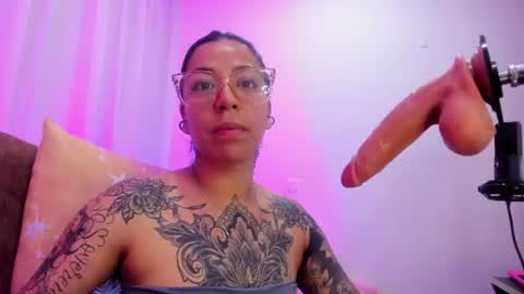 Snapshot of _antonella_dreams chatting on 07/12/26, 08:11 _antonella_dreams online show from 07/12/26, 08:11