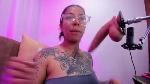 Snapshot of _antonella_dreams chatting on 07/13/26, 11:24 _antonella_dreams online show from 07/13/26, 11:24