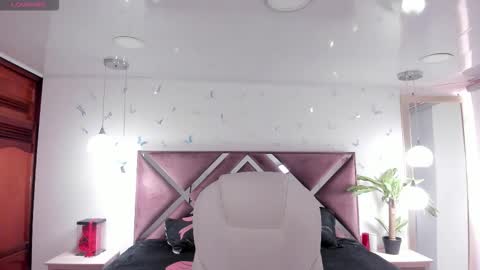 antonnela online show from 01/07/26, 02:41