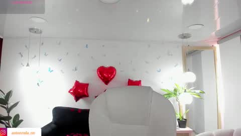 antonnela online show from 02/14/26, 02:03