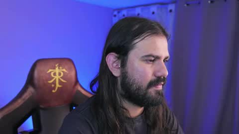 _aragorn__ online show from 12/04/25, 09:29