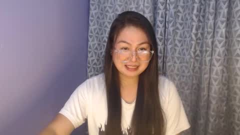 Snapshot of _arah chatting on 11/24/25, 11:10 arah online show from 11/24/25, 11:10