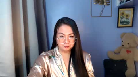 Snapshot of _arah chatting on 05/15/26, 10:50 arah online show from 05/15/26, 10:50