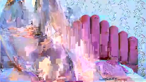 Snapshot of _ariannacruz chatting on 11/30/25, 10:36 Queen Cruz online show from 11/30/25, 10:36