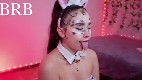 Snapshot of _ariiaa_ chatting on 06/29/26, 01:01 Aria online show from 06/29/26, 01:01