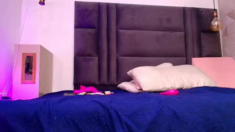 Arlet online show from 10/30/25, 03:08