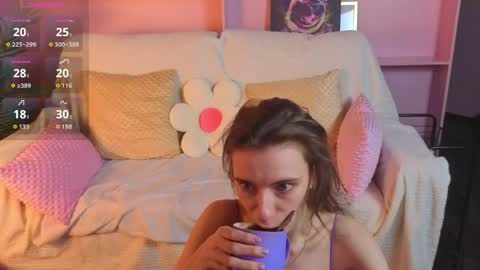 _ash_leyy_ online show from 05/15/26, 01:23