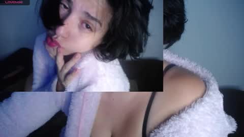Snapshot of _atenea_golden chatting on 12/07/24, 01:25 atenea online show from 12/07/24, 01:25
