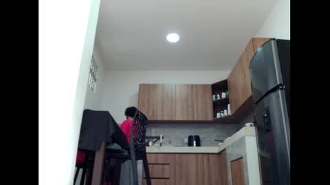Snapshot of _atenea_golden chatting on 04/09/26, 03:50 atenea online show from 04/09/26, 03:50