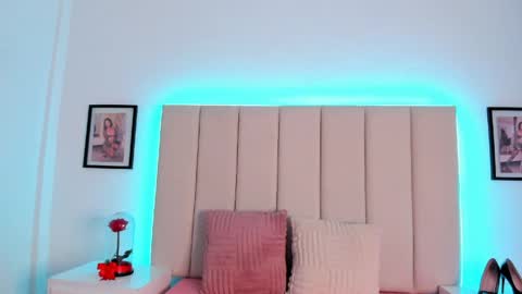 _aurora_collins_ online show from 04/06/26, 02:07