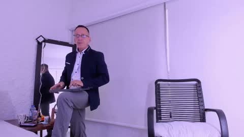 _axelking_ online show from 02/03/26, 11:37