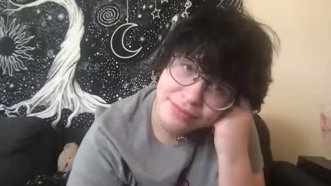 Snapshot of _bandit_b0y chatting on 12/13/24, 06:16 bandit online show from 12/13/24, 06:16