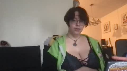 Snapshot of _bandit_b0y chatting on 01/09/25, 06:26 bandit online show from 01/09/25, 06:26