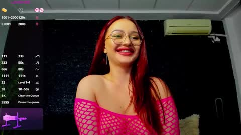 Beatrice online show from 11/28/25, 08:44