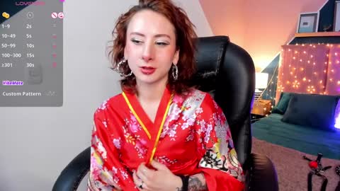 Snapshot of _beck_art_ chatting on 12/12/24, 12:44 Sofia online show from 12/12/24, 12:44