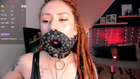 Snapshot of _beck_art_ chatting on 01/23/25, 03:32 Sofia online show from 01/23/25, 03:32