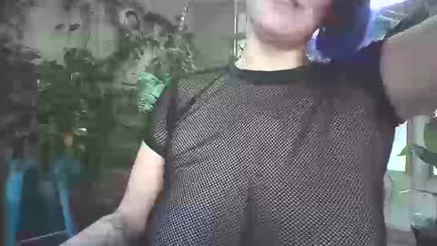 Snapshot of _big_tits_mcgee chatting on 10/14/25, 02:40 Big Tits McGee online show from 10/14/25, 02:40