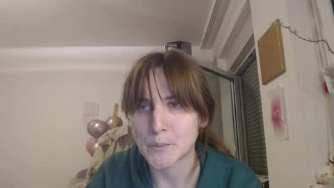 Snapshot of _biscotti_ chatting on 02/25/25, 07:36 _biscotti_ online show from 02/25/25, 07:36