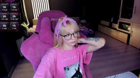 Olivia Subscribe to my Fansly -   online show from 05/20/26, 11:22