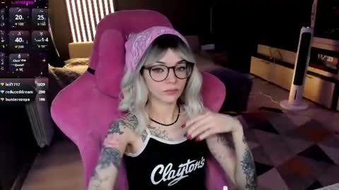 Olivia Subscribe to my Fansly -   online show from 06/15/26, 12:02
