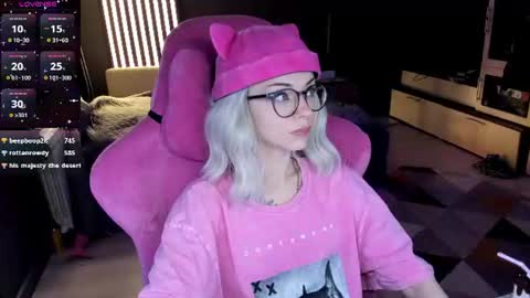 Olivia Subscribe to my Fansly -   online show from 07/02/26, 12:54