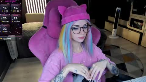 Olivia Subscribe to my Fansly -   online show from 07/13/26, 11:51