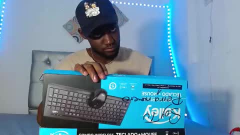 Andrew online show from 11/17/25, 06:14