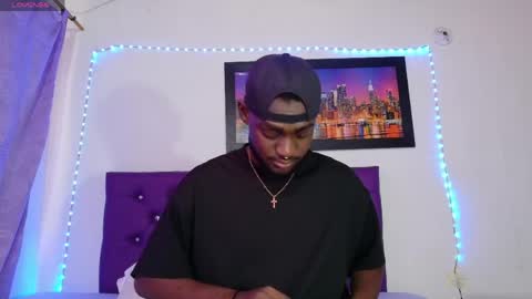 Snapshot of _black_stallion chatting on 04/27/26, 07:01 Andrew online show from 04/27/26, 07:01