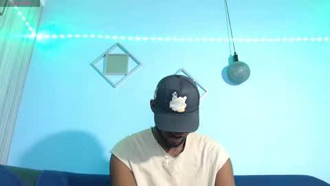 Snapshot of _black_stallion chatting on 05/19/26, 06:36 Andrew online show from 05/19/26, 06:36
