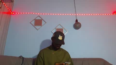 Snapshot of _black_stallion chatting on 05/25/26, 06:36 Andrew online show from 05/25/26, 06:36