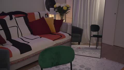 Snapshot of _blackbee_ chatting on 01/24/25, 09:26 Lili online show from 01/24/25, 09:26